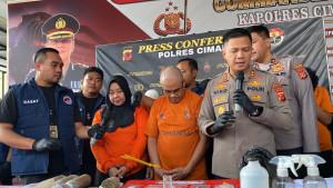 Polres-Cimahi-menangkap-pasutri-pengedar-ganja.jpg