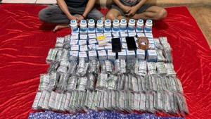 Polres-Sukabumi-Kota-mengamankan-dua-tersangka-kasus-peredaran-obat.jpg
