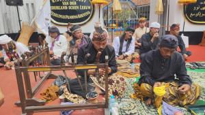 Prosesi-Jamasan-di-Ciamis.jpg