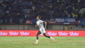 jabar/Ramon-Tanque-debut.jpg