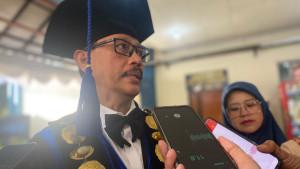 Rektor-Unisba-Prof-Ir-A-Harits-Nu.jpg