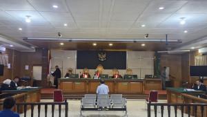 Sidang-kasus-pertambangan-mineral-dan-batubara-di-PN-Bandung.jpg