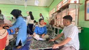 Siswa-SMK-Negeri-1-Cisarua-Bandung-Barat-keracunan-MBG.jpg