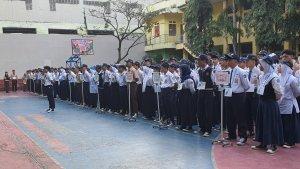 Siswa-baru-saat-mengikuti-apel-pagi-MPLS.jpg