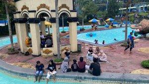 Suasana-Karang-Setra-Waterland-Bandung.jpg