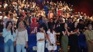 Suasana-perkenalan-film-Sijjin-Illiyin-di-Indramayu.jpg