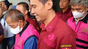 TERSANGKA-korupsi-smkn-1-cijeungjing.jpg