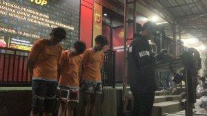 Tiga-orang-pelaku-penganiayan-hingga-tewas-di-Jalan-Raya-Bandung-Cianjur.jpg
