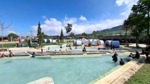 Tirta-Camelia-wisata-air-panasdi-Pangalengan.jpg