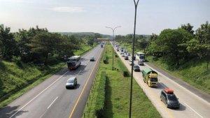 Tol-Cipali-Km-73-ramai-lancar-one-way.jpg