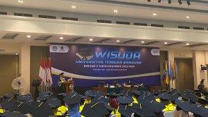 Universitas-Terbuka-UT-Bandung-menyelenggarakan-Wisuda-Daerah-Periode-II-Tahun-Akademik.jpg