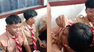 Viral-aksi-mulia-siswa-SMK-di-Kediri-patungan-demi-membeli-sepatu-untuk-temannya.jpg