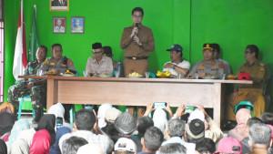 Wakil-Bupati-Sumedang-Fajar-Aldila-berkunjung-ke-Desa-Cimarias-Pamulihan-Sumedang.jpg