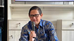 Wakil-Ketua-DPRD-Provinsi-Jawa-Barat-MQ-Iswara-di-Press-Talk.jpg