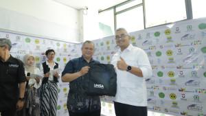 Wali-Kota-Bandung-Apresiasi-Ambarakala-Vol-2-Pameran-Kreatif-DKV-UNISA-Bandung-2.jpg