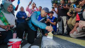 Wali-Kota-Bandung-Muham.jpg