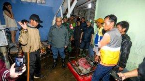 Wali-Kota-Bandung-Muhammad-Farhan-meninjau-lokasi-terdampak-banjir.jpg