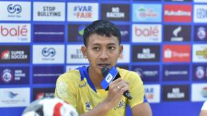 Winger-Persib-Bandung-Beckham-Putra-dalam-konferensi-pers-32.jpg