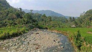 Wisata-Alam-Cipanas-Sukarame-Hidden-Gem-di-Sukabumi-dengan-Sumber-Air-Panas-Alami.jpg