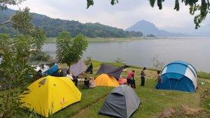 Wisata-CampX-Jatilhur-di-Kabupaten-Purwakarta-Jawa-Barat-Minggu-1822024.jpg