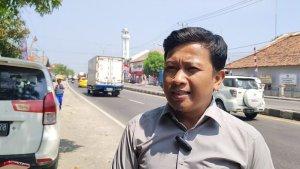 Yudi-Lazuardi-meihat-kecelakaan-maut-di-Jalur-Pantura-Indramayu.jpg