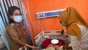 bayi-bengkulu-cacingan-parah-muntah-cacing.jpg