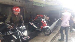cuci-motor-cuma-3-menit-dan-hanya-bayar-rp-5-ribu.jpg