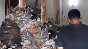 geger-pria-ditemukan-meninggal-di-rumah-penuh-sampah-di-Pati-Jawa-Tengah.jpg