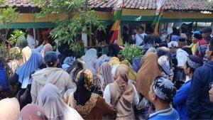 grebeg-syawal-keraton-kanoman-cirebon-ya.jpg