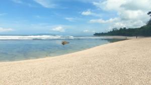 ilustrasi-pantai-pasir-putih-pangandaran.jpg