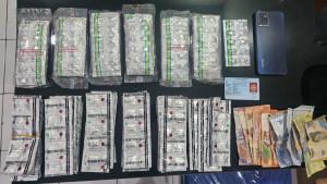 obat-obatan-terlarang-disita-di-Cirebon-149.jpg