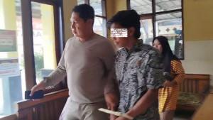 polisi-ciduk-pelaku-rudapaksa-nenek-di-Tasikmalaya.jpg