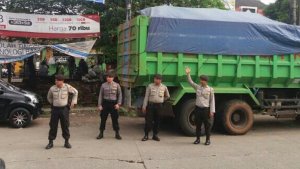 polres-bandung-amankan-mobilisasi-massa-ke-jakarta_20170418_134121.jpg