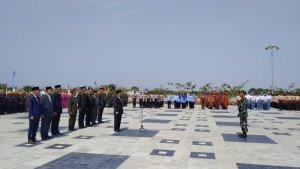 upacara-hari-pahlawan-di-kabupaten-cirebon.jpg