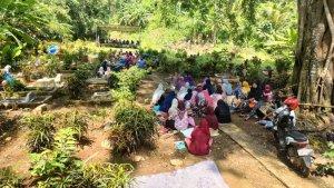ziarah-kubur-bersama-kamis-3132022.jpg