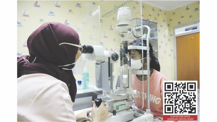1-Dokter-spesialis-mata-anak-Rumah-Sakit-Santosa-Hospital-Bandung-Central.jpg