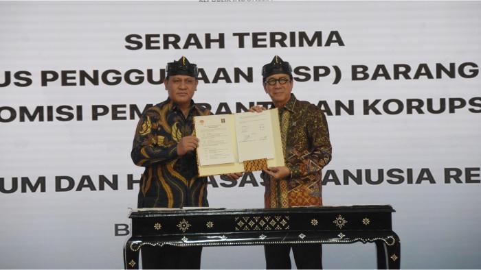 1-Kemenkumham-Jabar-Fasilitasi-Penyerahan-Aset-KPK-Kepada-Kemenkumham-RI.jpg