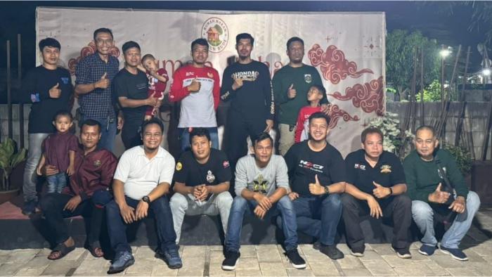 1-keluarga-besar-Honda-PCX-Club-Indonesia-Karawang-Chapter-menggelar-kegiatan-Halal-Bihalal.jpg