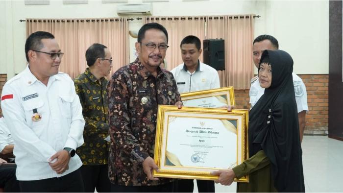 1Bupati-Sukabumi-H-Asep-Japar-mengajak-seluruh-fasilitas-kesehatan.jpg