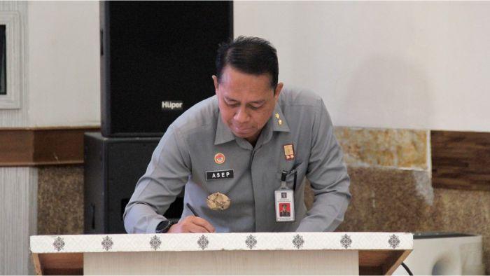 1Kanwil-Kemenkum-Jabar-melaksanakan-kegiatan-Penandatanganan-Komitmen-Bersama.jpg