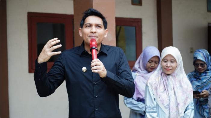 1Sambut-Kawasan-Industri-Bupati-Lucky-Hakim-Minta-SMK-Hasilkan-SDM-Unggul-yang-Pro-Pasar.jpg