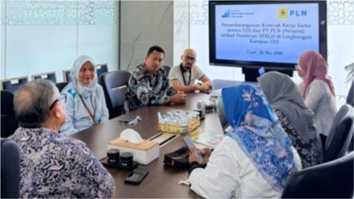 PLN dan UIII Perkuat Ekosistem Kendaraan Listrik, Kampus Jadi Ruang Kolaborasi Transisi Energi - Tribunjabar.id