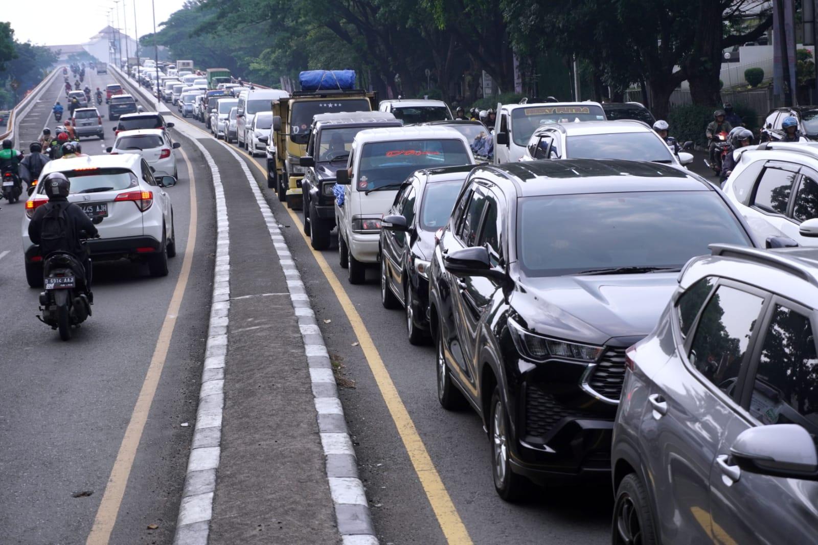 Siap-siap Bandung Macet Hari Ini Sabtu 2 Agustus 2025, Ada Pesta Persib, Lomba Lari, Konser Gratis