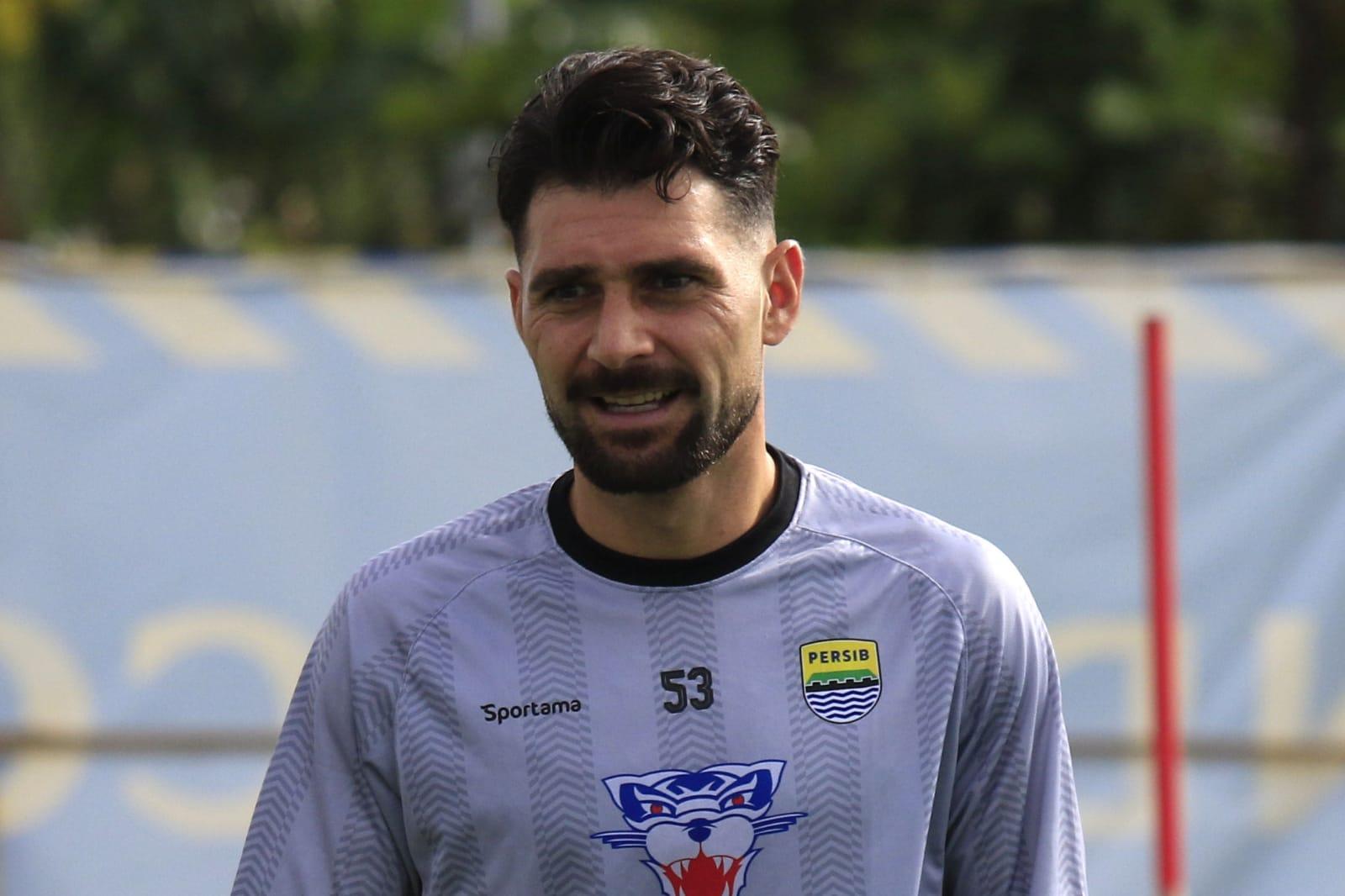 20250729_GANI_Persib_Frans_Putros_01.jpg