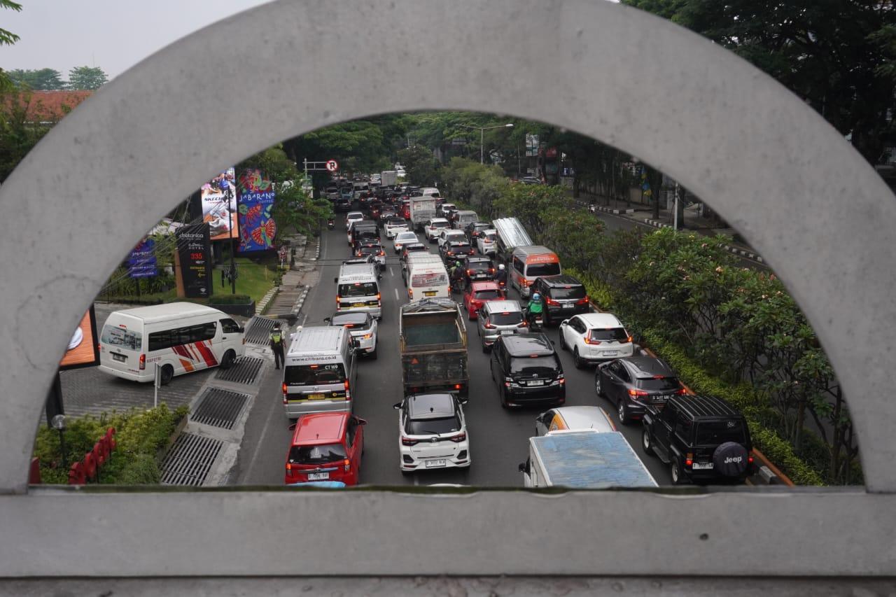 20251011_GANI_Macet_Jalan_Djunjunan_04.jpg