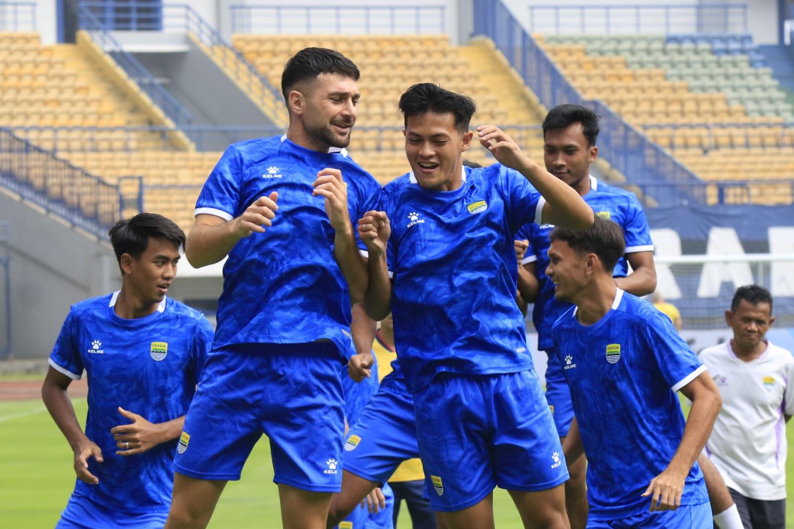 20251022_GANI_Persib_09_Frans_Putros_Alfeandra_Dewangga.jpg