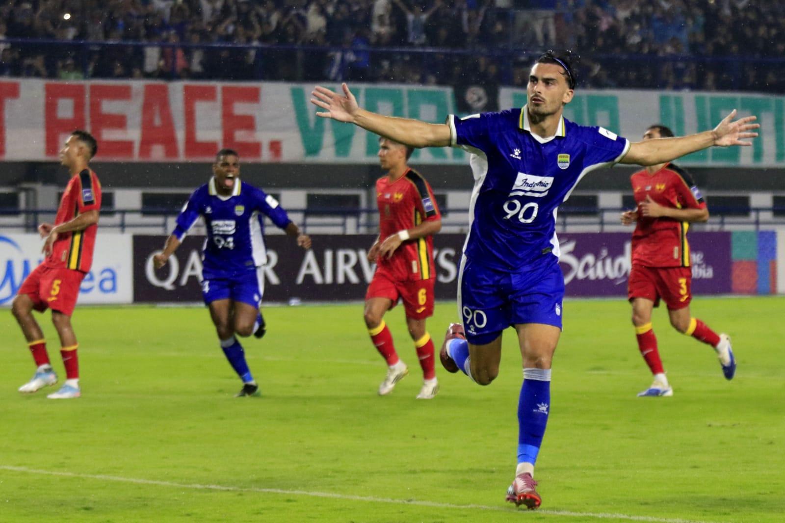 PRAKIRAAN Pemain Persib Bandung Lawan Persis, Thom Haye Masih Terancam Hilang