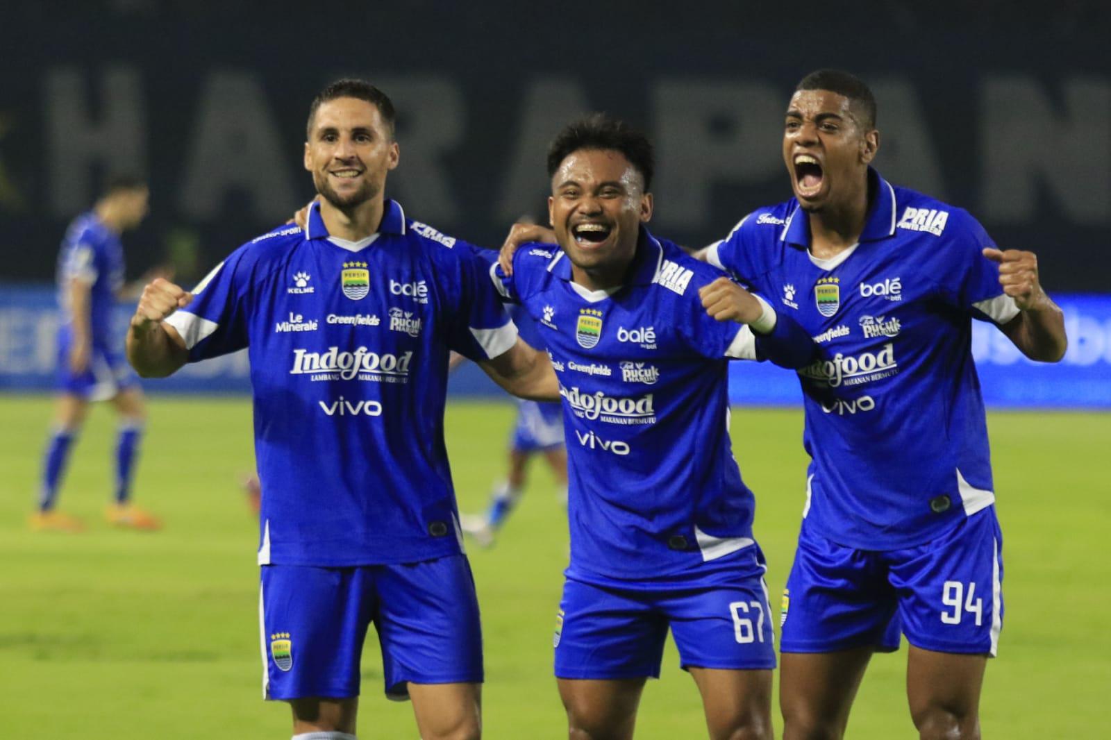 20251027_GANI_Persib_Persis_06_Luciano_Guaycochea.jpg