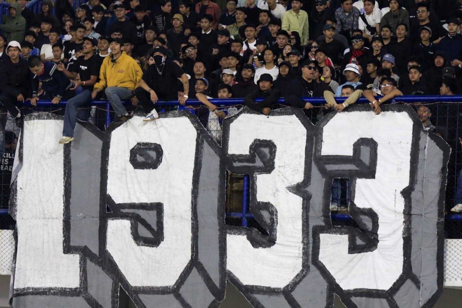 20251027_GANI_Persib_Persis_19_Bobotoh.jpg