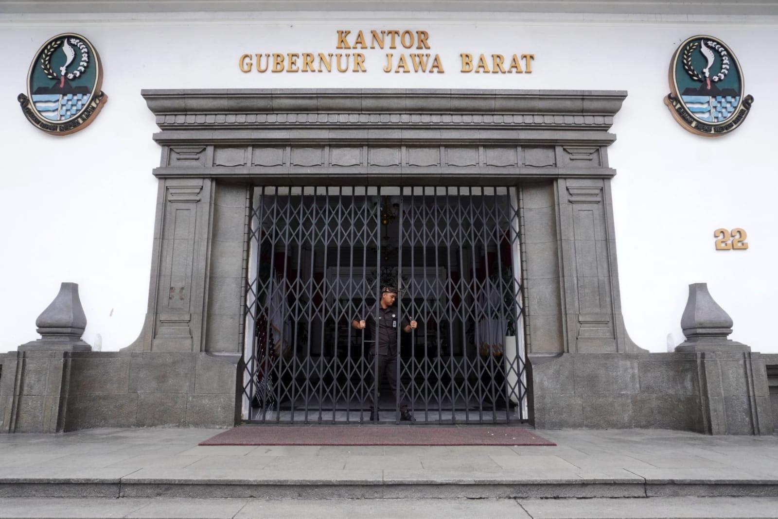 Hari Pertama Suasana WFH di Gedung Sate